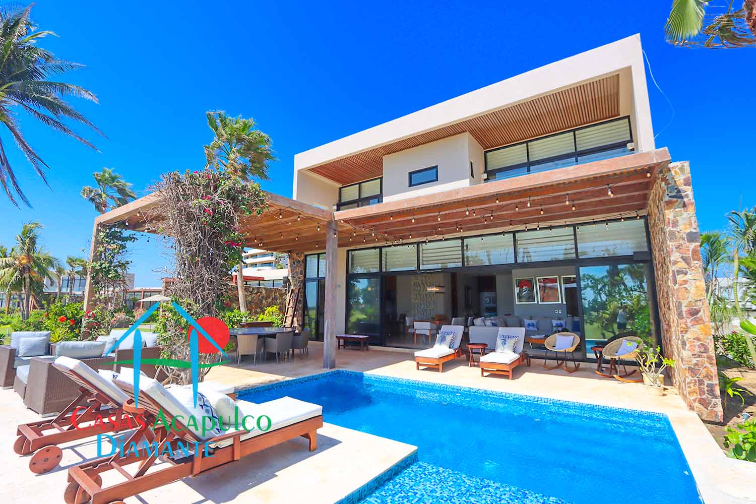 Delta 4 - Terraza y alberca 17